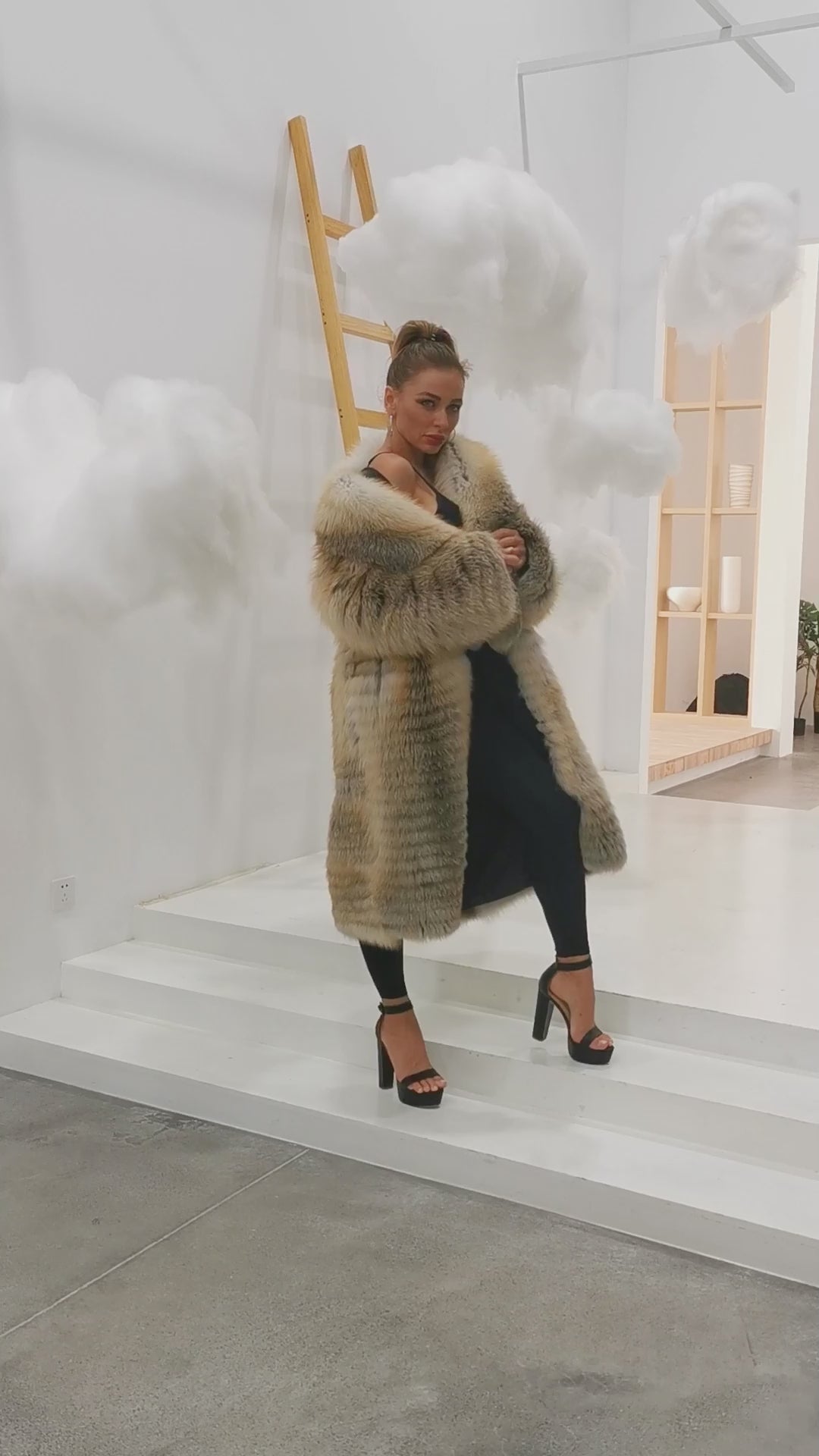 Women's Winter Windproof Fox Fur Coat Long Style